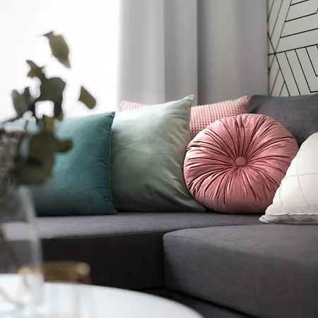 Oomph Downtown Varsovie