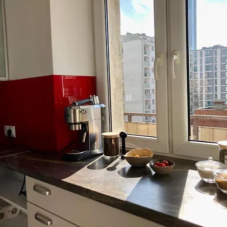 Oomph Downtown Varsovie