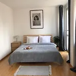 Apartment Oomph Downtown