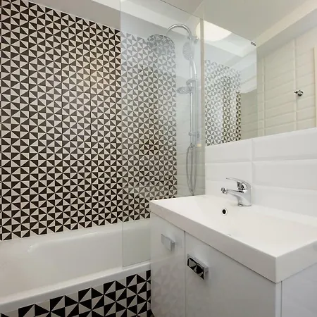 Oomph Downtown * 바르샤바