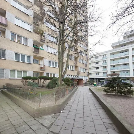 Oomph Downtown * 바르샤바